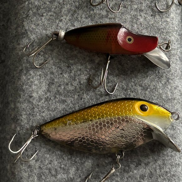 13 VINTAGE FISHING LURES - Picture 4 of 8